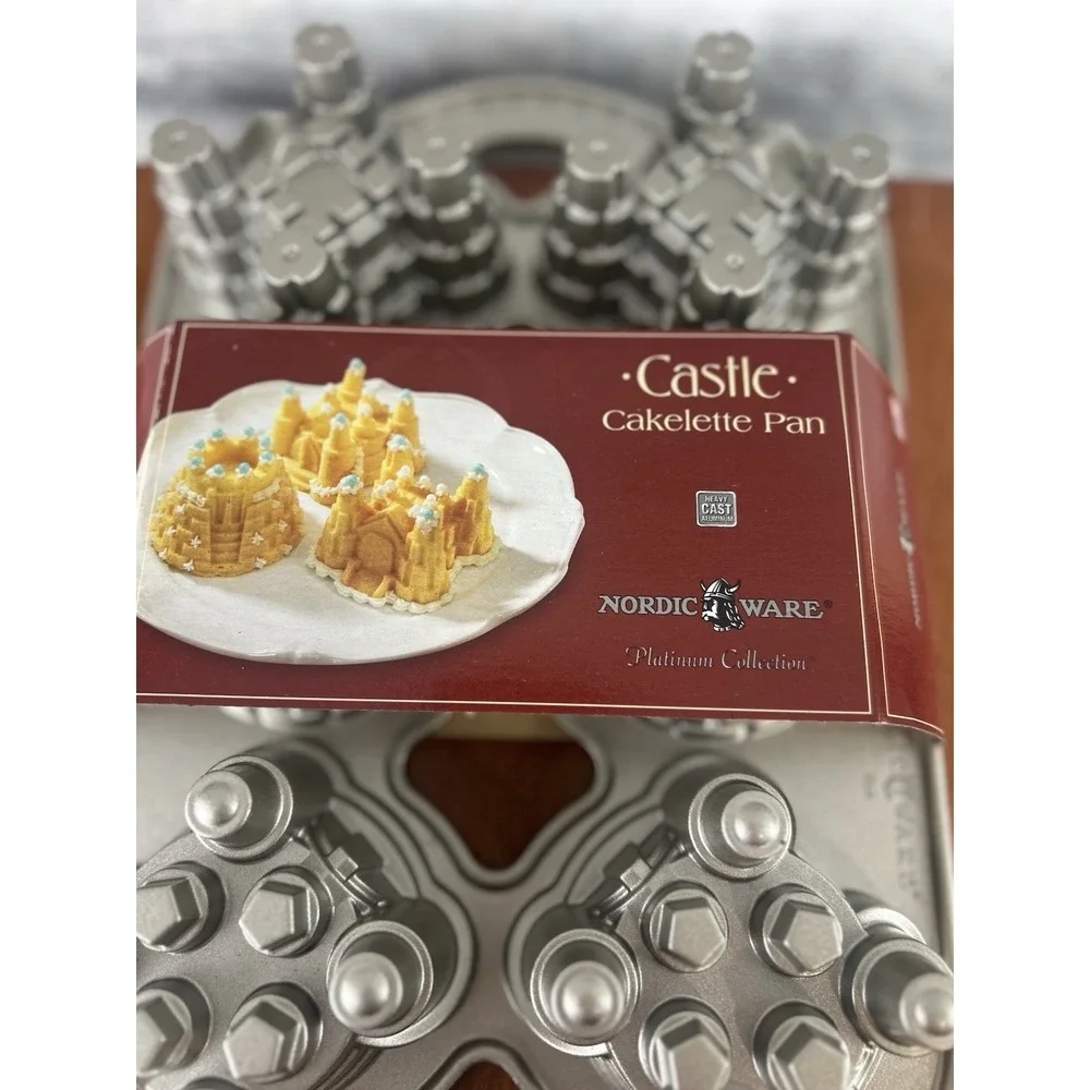 Nordic Ware Cake Bake Pan Castle Cakelette 6  1/2Cups Cast Aluminum Non Stick